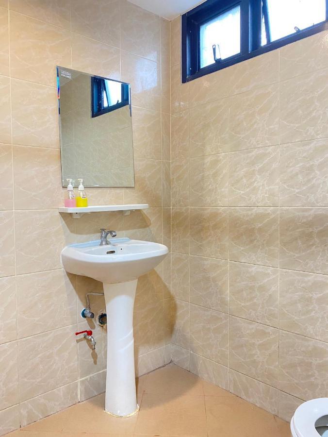 Double Dd House At Mrt Sutthisarn بانكوك المظهر الخارجي الصورة