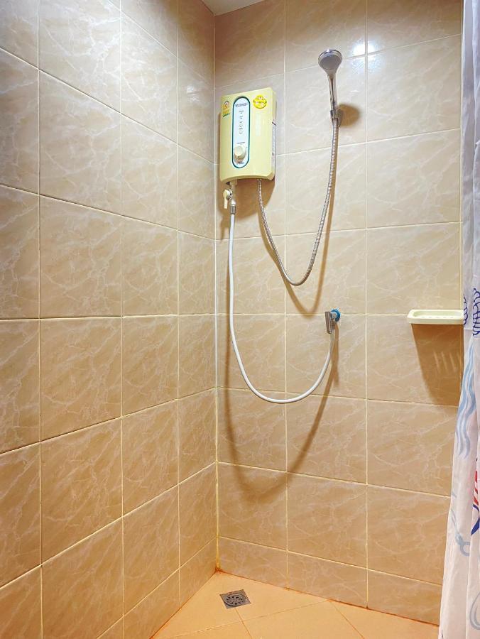 Double Dd House At Mrt Sutthisarn بانكوك المظهر الخارجي الصورة