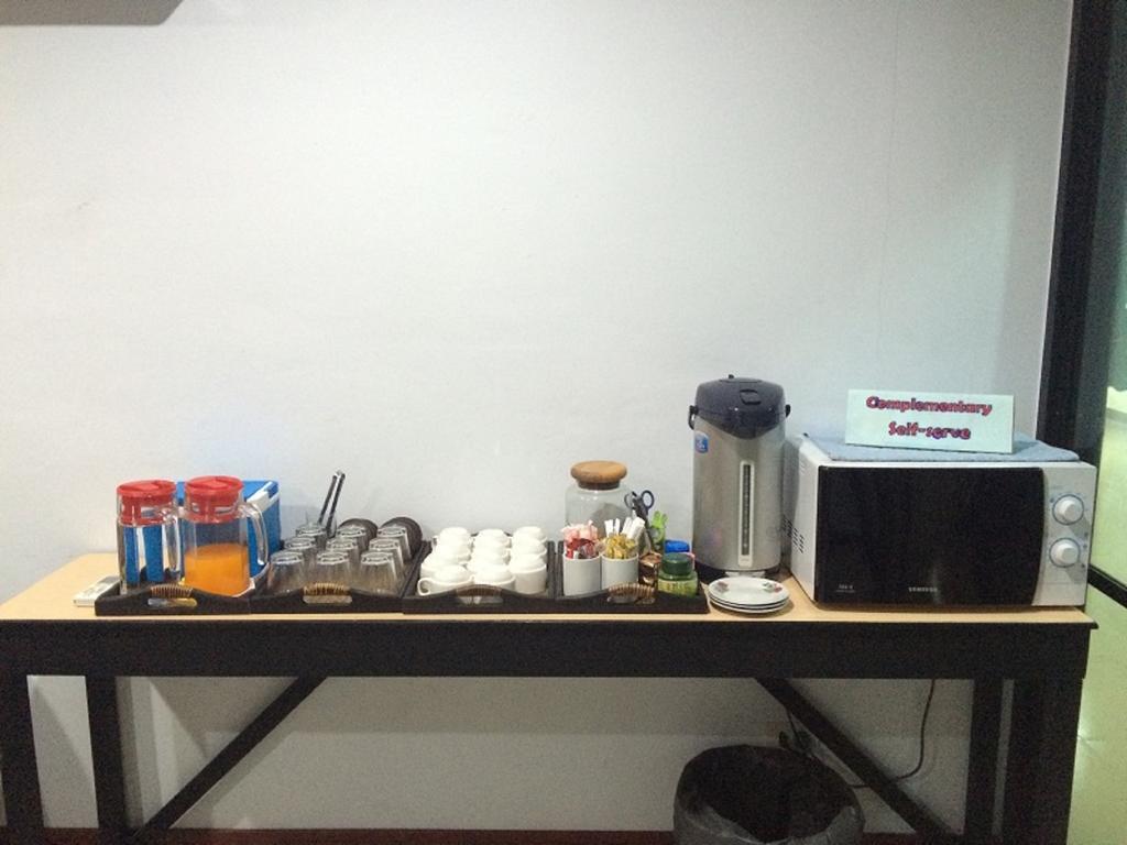 Double Dd House At Mrt Sutthisarn بانكوك المظهر الخارجي الصورة